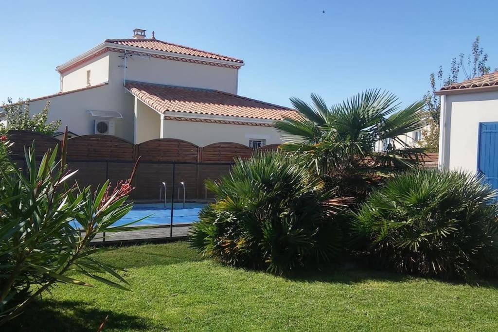 Villa Maison familiale avec piscine chauffée à Saint-Georges-de-Didonne Extérieur photo