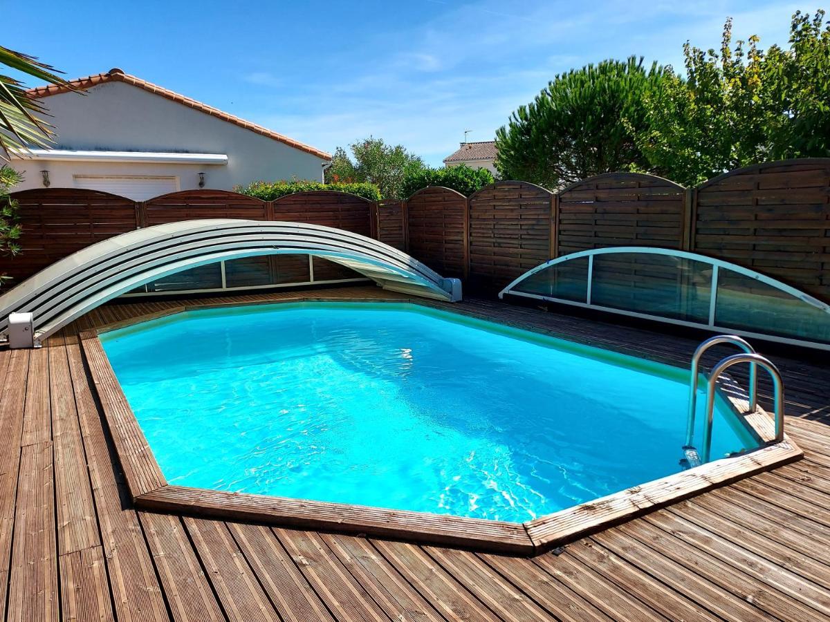 Villa Maison familiale avec piscine chauffée à Saint-Georges-de-Didonne Extérieur photo